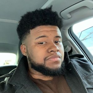 Meet your Posher, Aaron